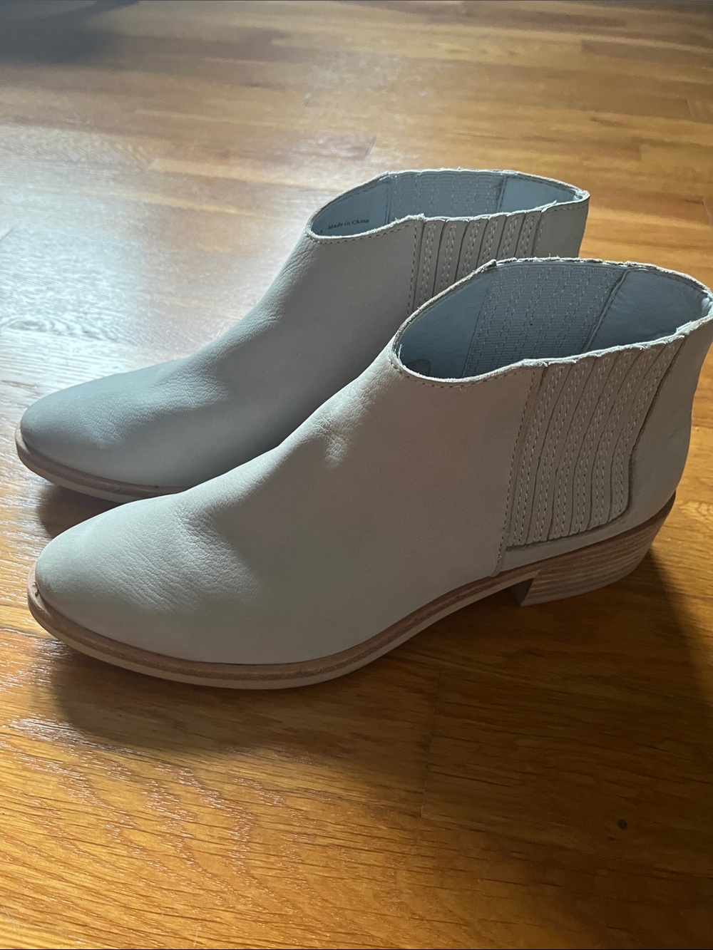 Dolce Vita leather ankle boots